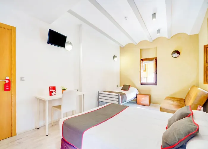 Hostel Casa Del Cigroner